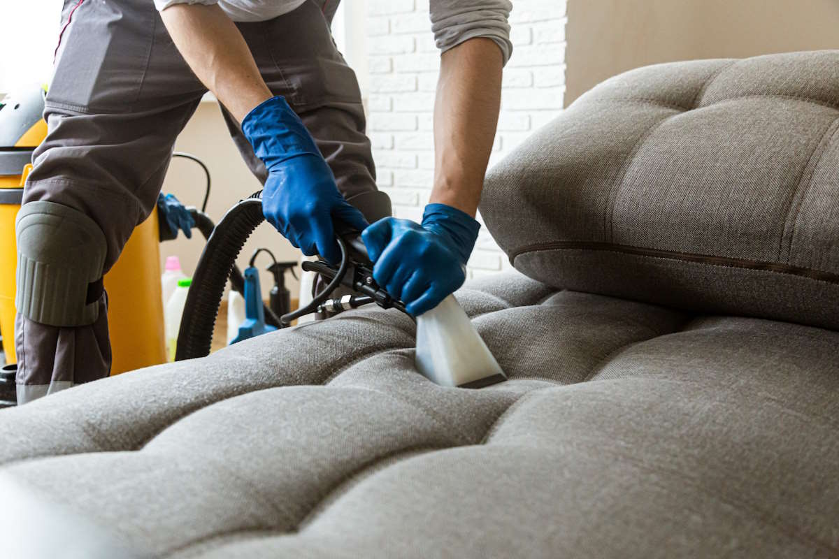 Commercial Upholstery Cleaning Services in Lincoln Park Chicago